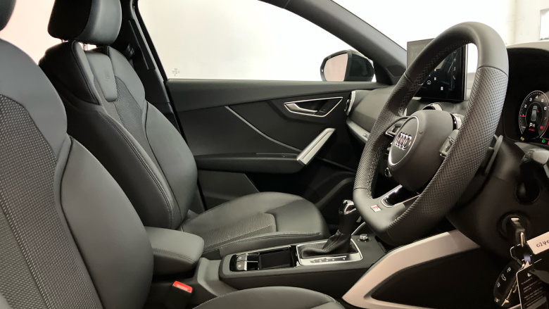 Audi Q2 35 TFSI Black Edition 5dr S Tronic Petrol Estate